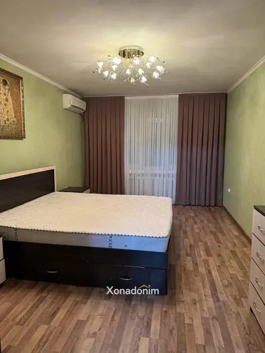 Mirobodda kvartira, 67 m², 2/5-qavat