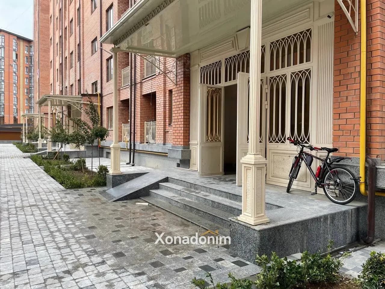 Mirzo Ulug'bekda 2 xonali kvartira, 50 m², 7/10-qavat