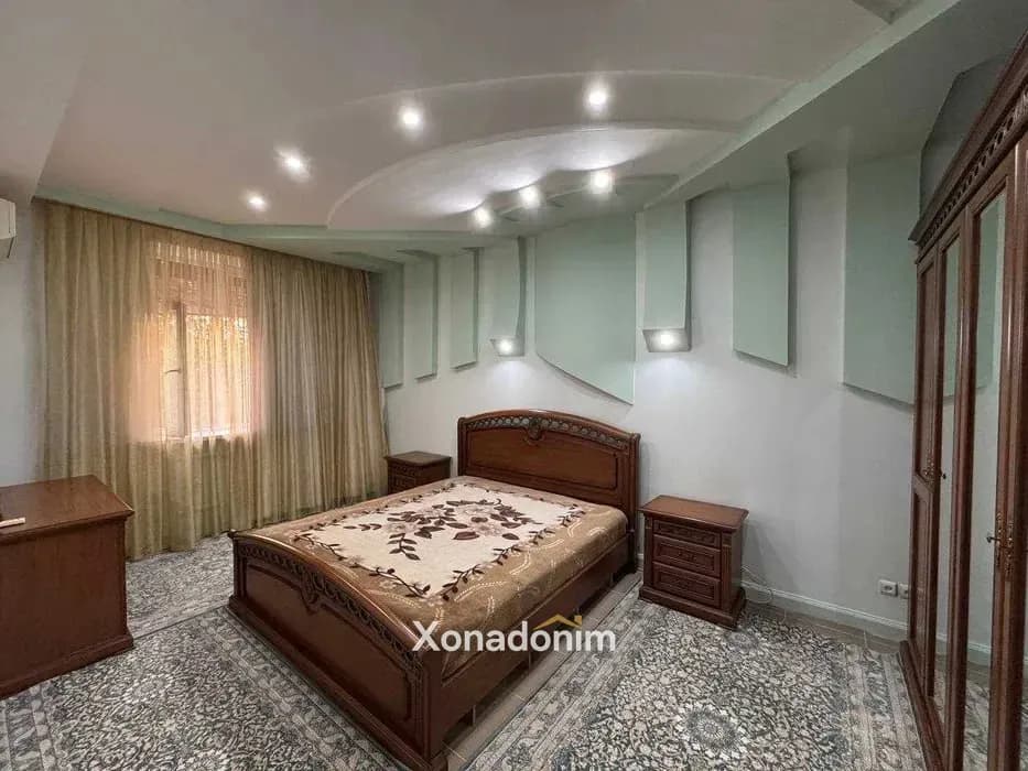 Mirobodda 4 xonali kvartira, 140 m², 4/6-qavat