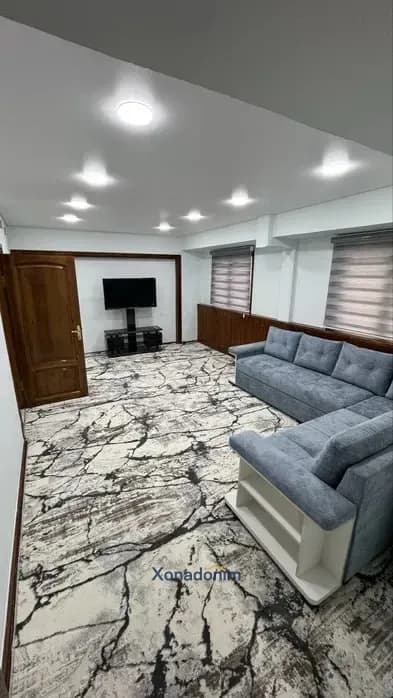 Mirzo Ulug'bekda 4 xonali kvartira, 105 m², 1/9-qavat