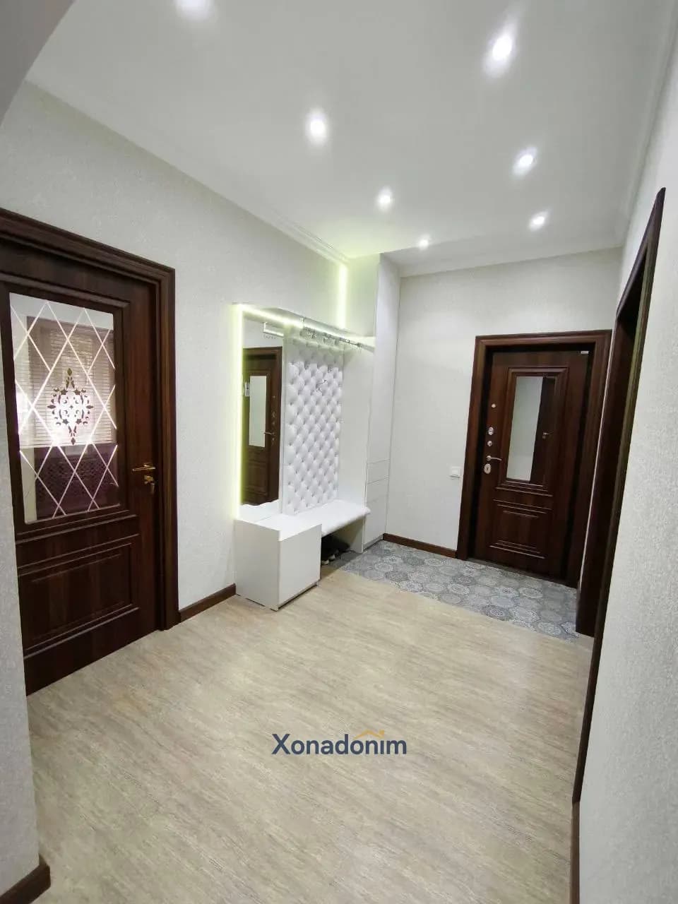 Mirzo Ulug'bekda 4 xonali kvartira, 92 m², 2/5-qavat