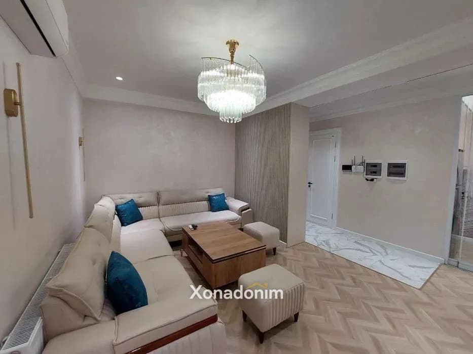 Yakkasaroyda 3 xonali kvartira, 80 m², 8/10-qavat