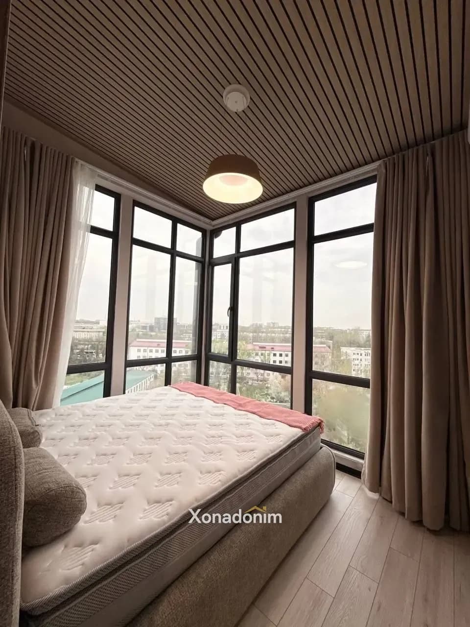 Mirzo Ulug'bekda 5 xonali kvartira, 120 m², 10/10-qavat