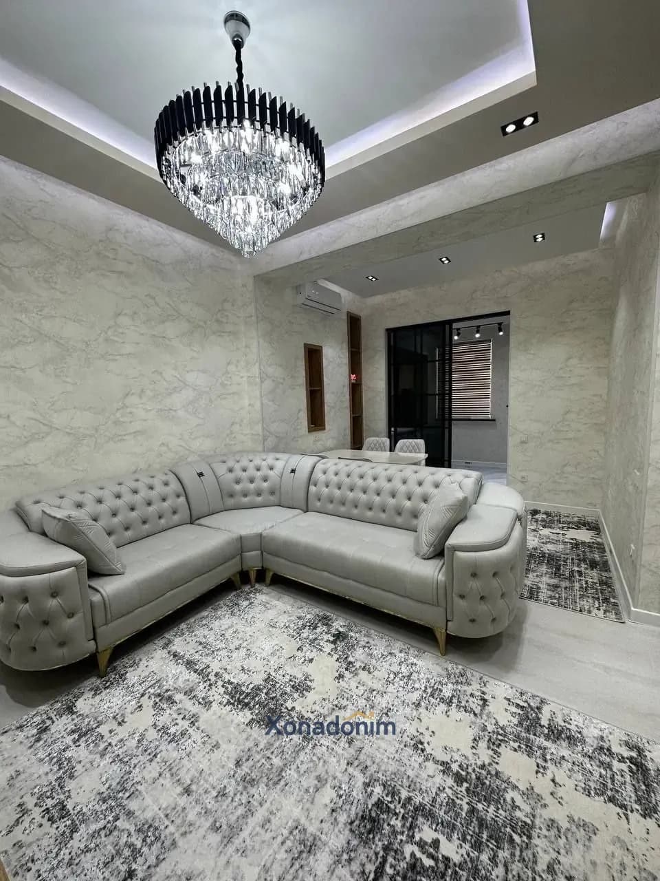 Mirzo Ulug'bekda kvartira, 54 m², 1/9-qavat