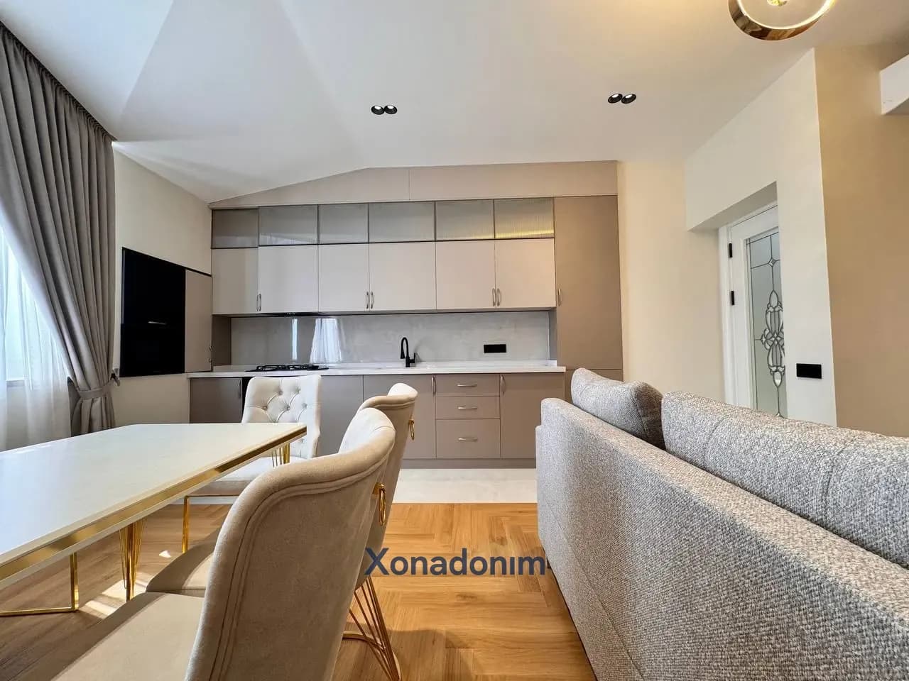 Mashxadi Residence 4/8/8 #A 4