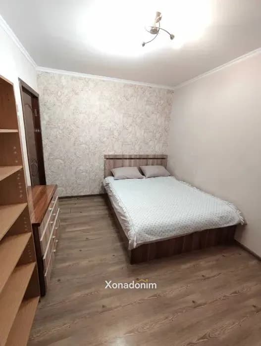Mirzo Ulug'bekda 3 xonali kvartira, 70 m², 2/4-qavat