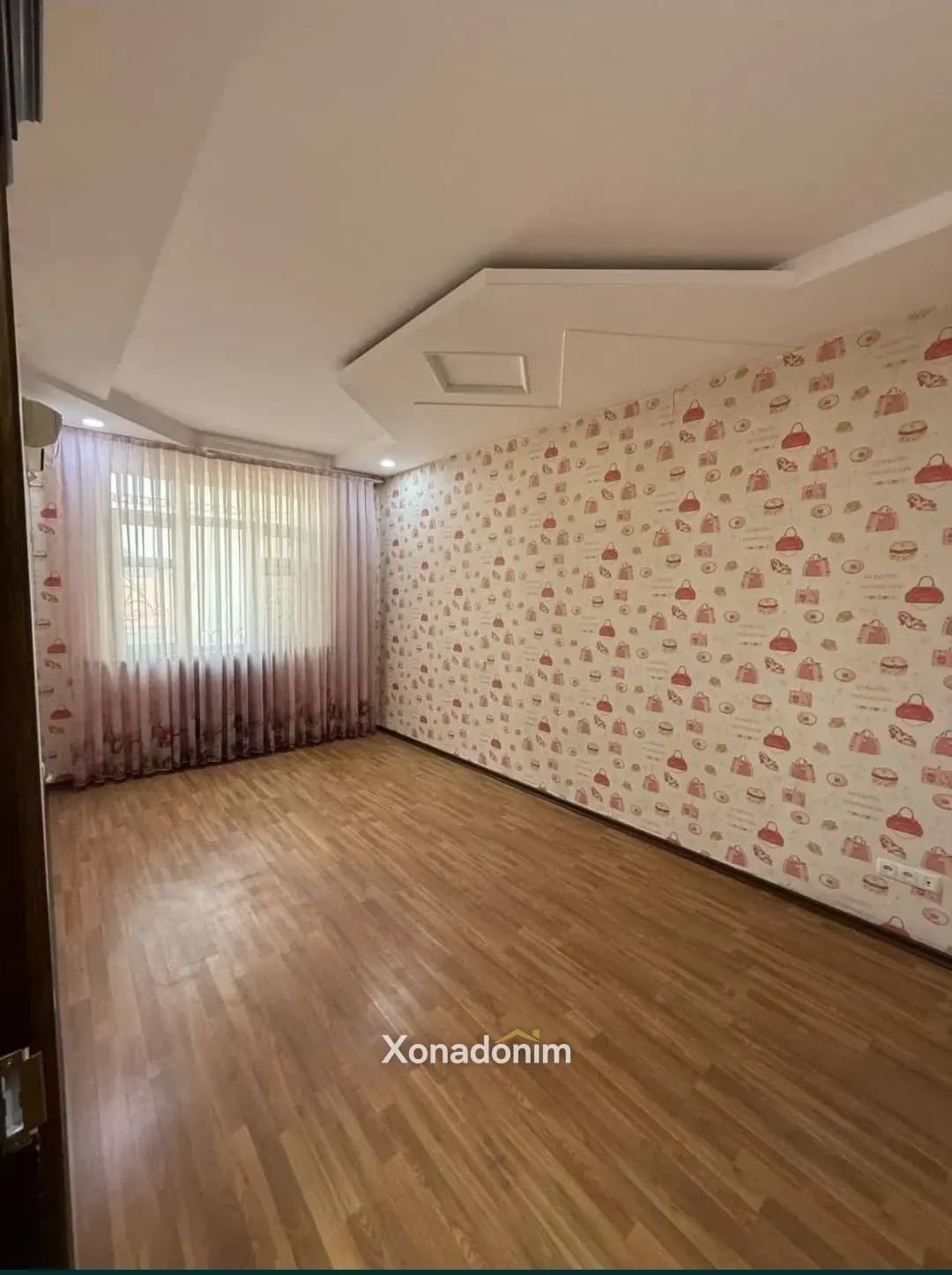Mirzo Ulug'bekda kvartira, 190 m², 6/7-qavat