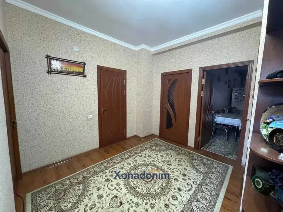 Yakkasaroyda kvartira, 90 m², 3/5-qavat