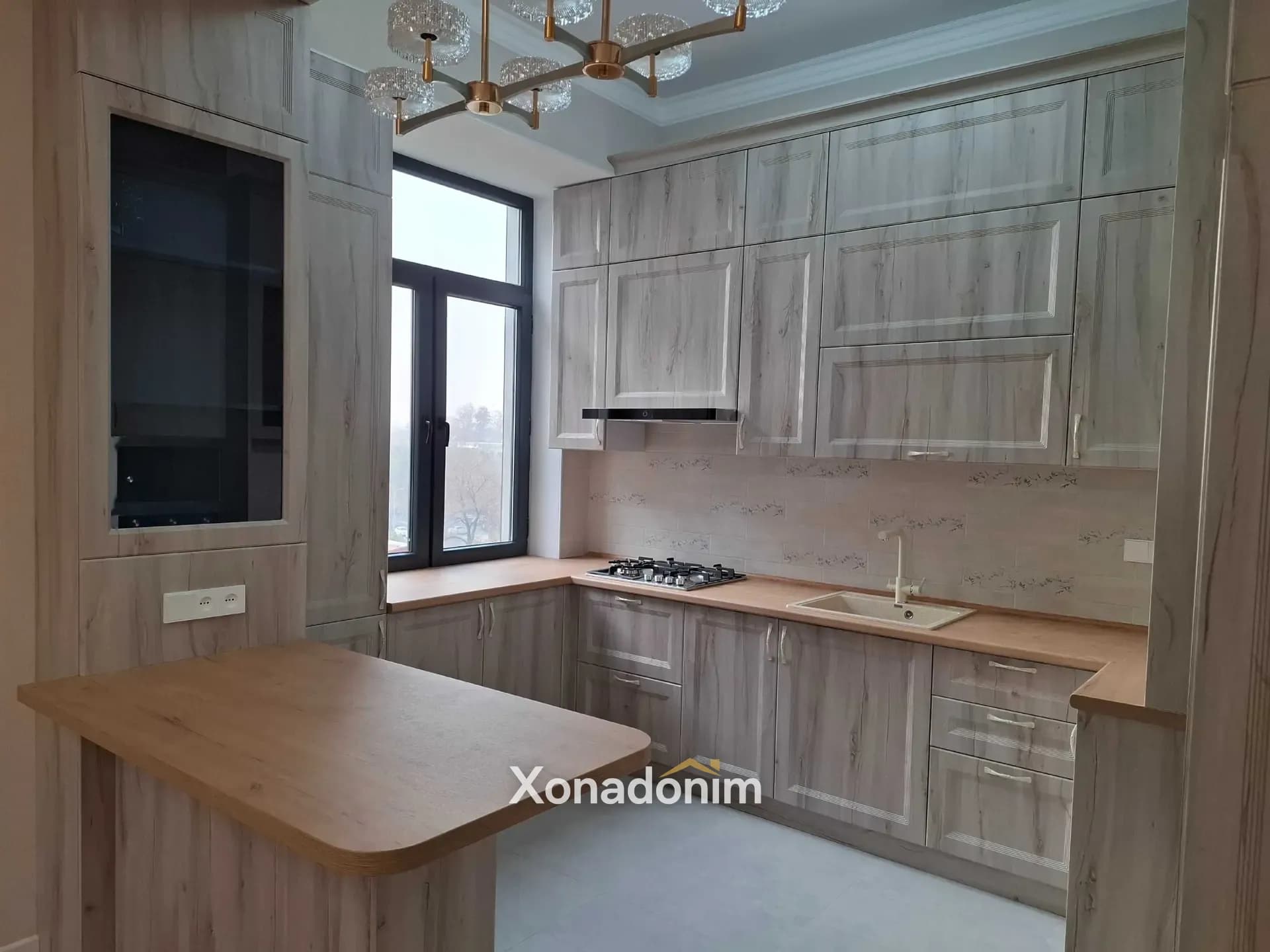 Mirzo Ulug'bekda 4 xonali kvartira, 92 m², 5/7-qavat