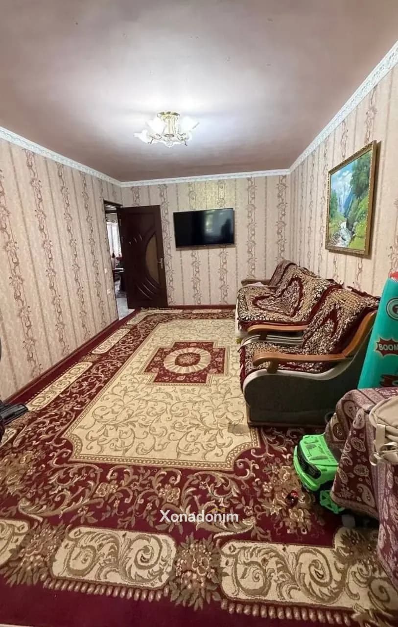 Mirzo Ulug'bekda 3 xonali kvartira, 70 m², 3/5-qavat